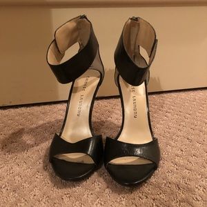 Chinese Laundry Joy Ride Black Heels